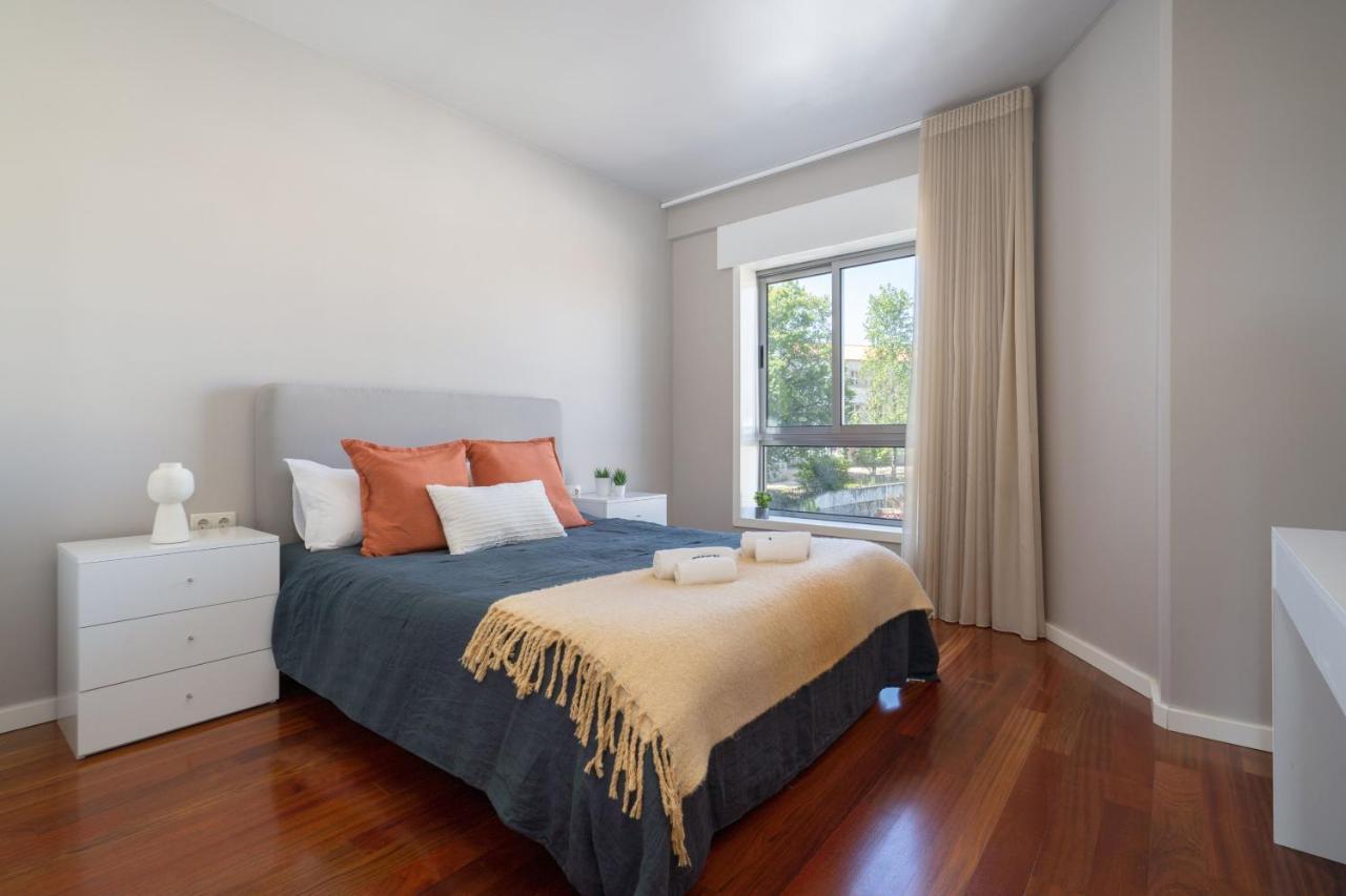 Carolina Roomy & Modern Apartment Porto Buitenkant foto