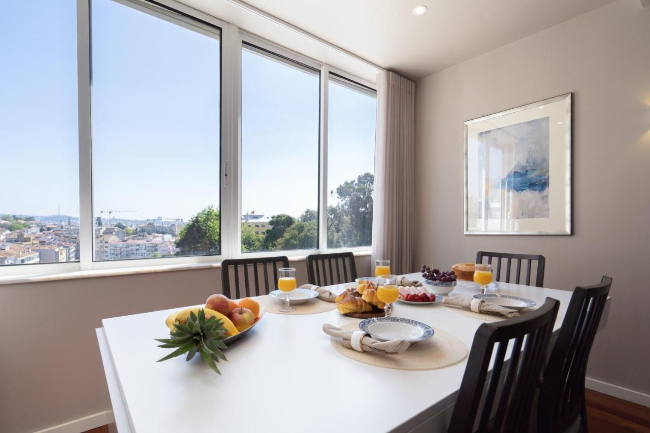 Carolina Roomy & Modern Apartment Porto Buitenkant foto