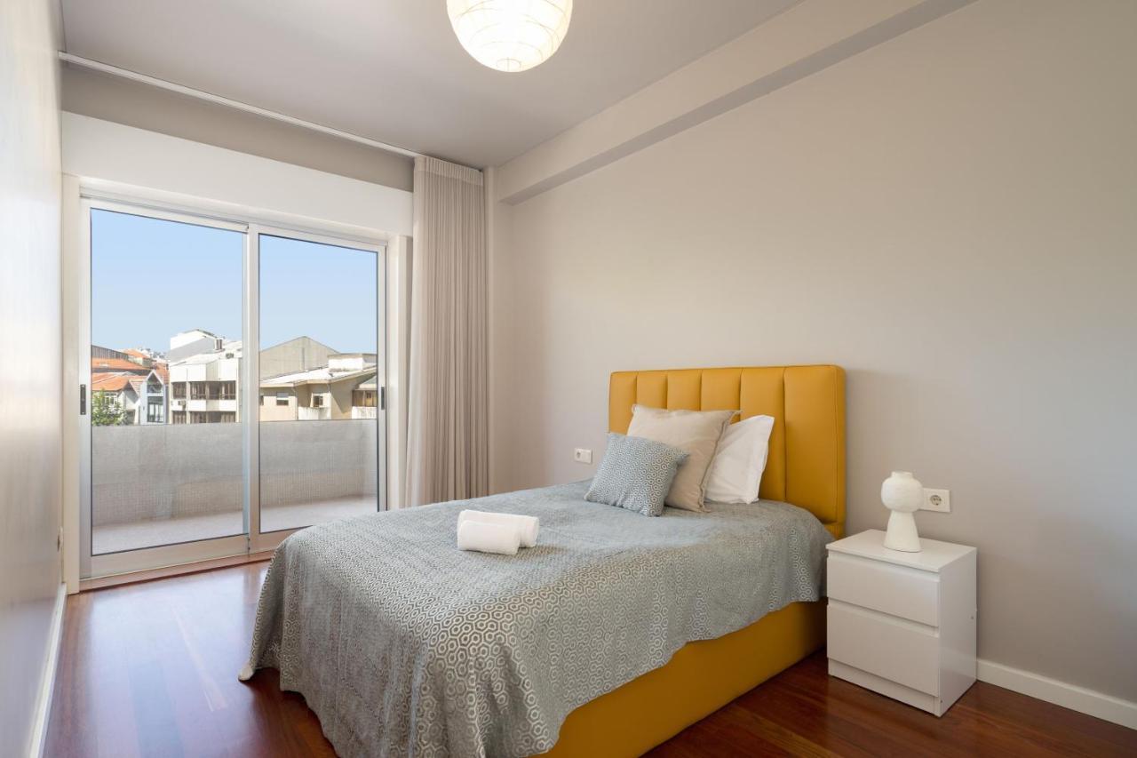 Carolina Roomy & Modern Apartment Porto Buitenkant foto
